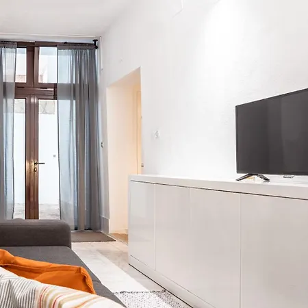 Apartment Melissa - 150m From The